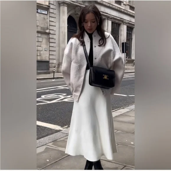 Zara Viral Oversized Bomber Jacket with Pockets Cream/Ecru Boucle - Picture 5 of 16